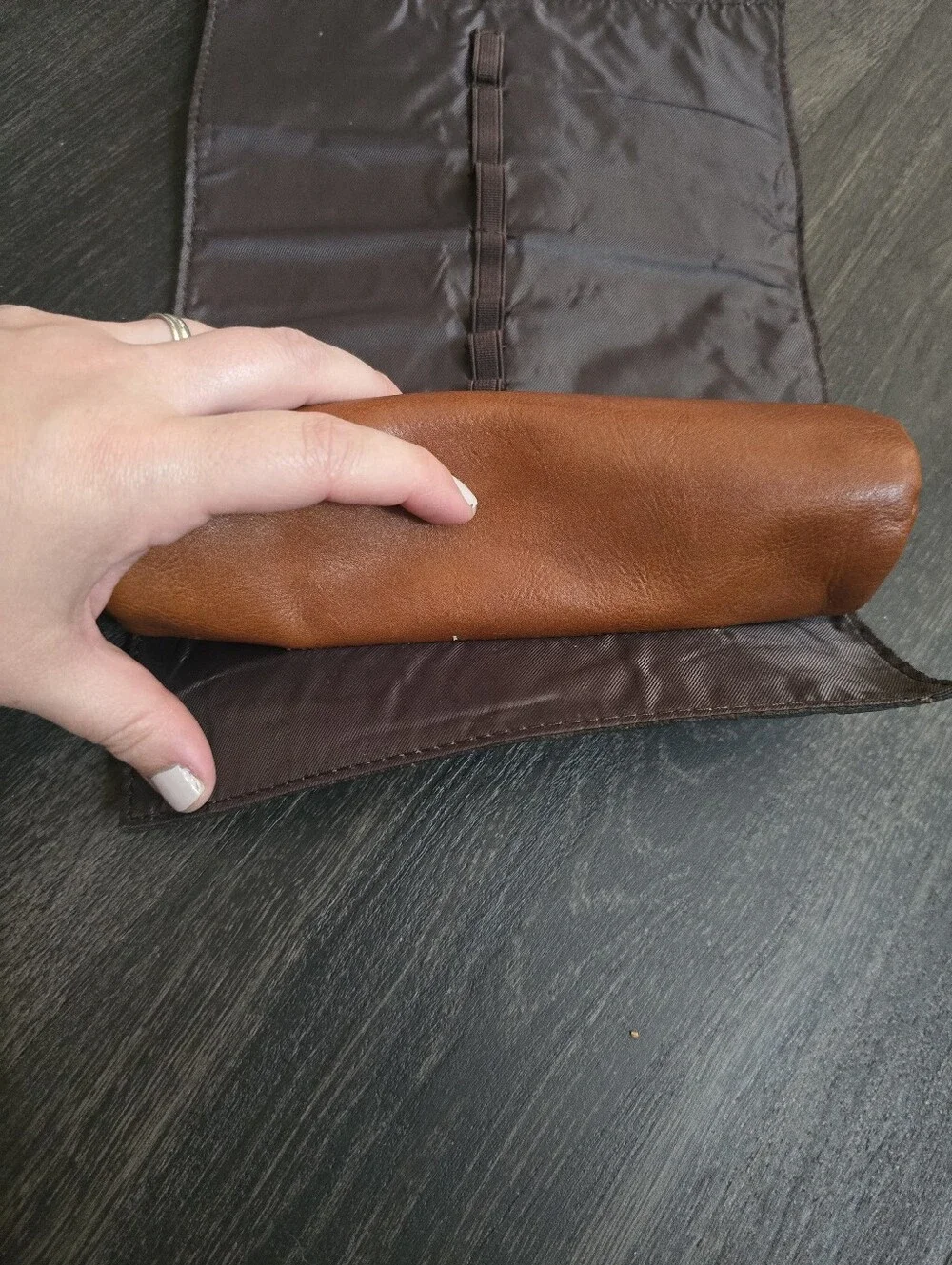 Tooled Leather Makeup Brush Roll Organizer Cognac Brown Barrel Zip Travel Case